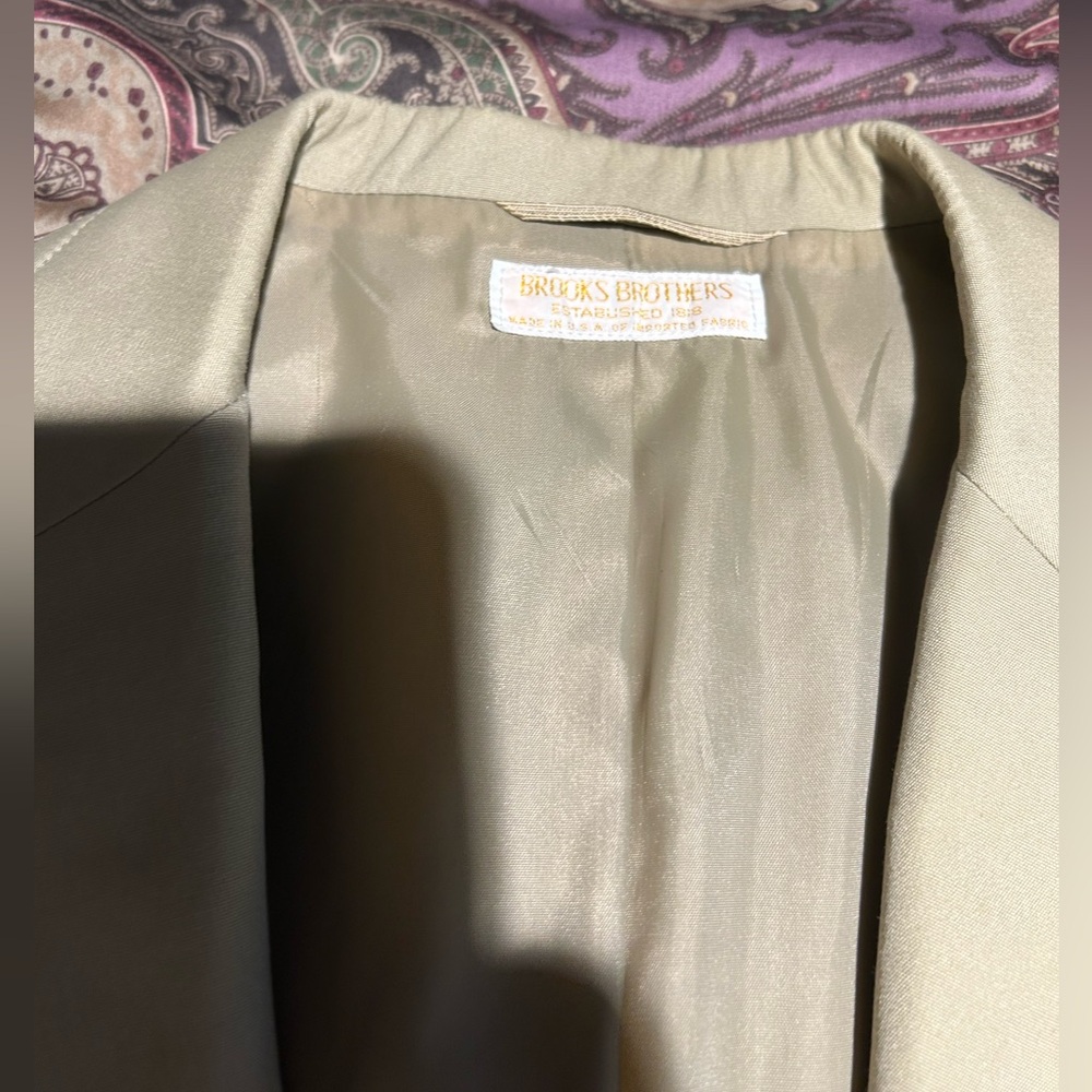 Brooks Brothers men’s Blazer Khaki color see photos description for measurements - Picture 5 of 11